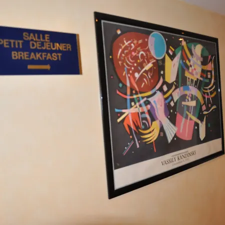 Bleu De Grenelle - Tour Eiffel 4*