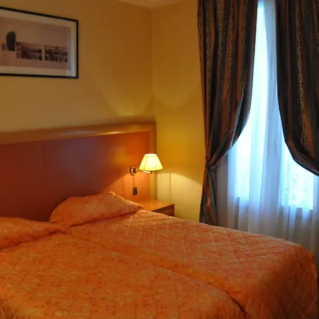 Bleu De Grenelle - Tour Eiffel