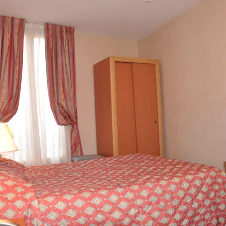 Hotel Bleu De Grenelle - Tour Eiffel