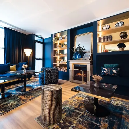 Bleu De Grenelle - Tour Eiffel 4*