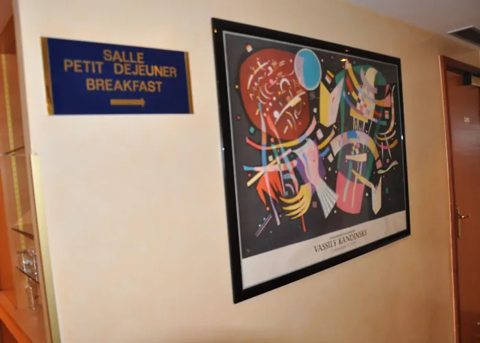 Bleu De Grenelle - Tour Eiffel 4*