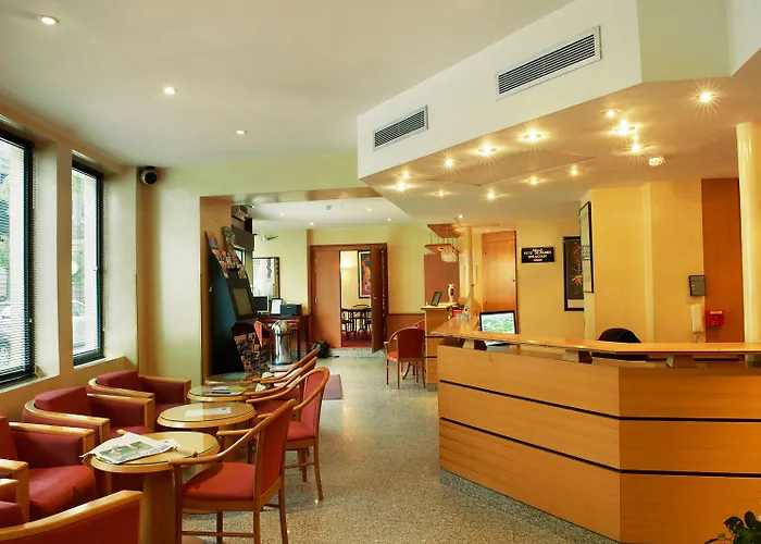 Hotel Bleu De Grenelle - Tour Eiffel