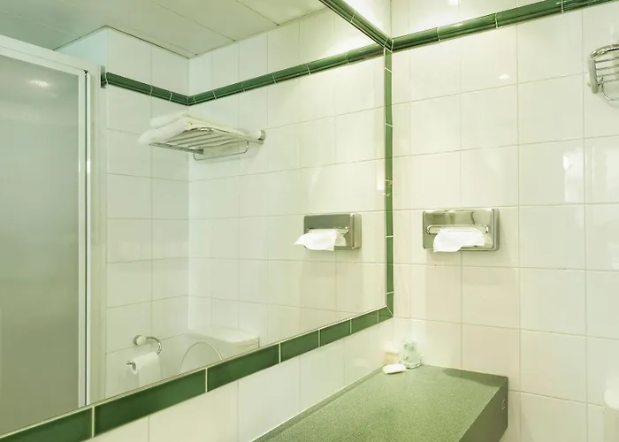 Bleu De Grenelle - Tour Eiffel Hotel