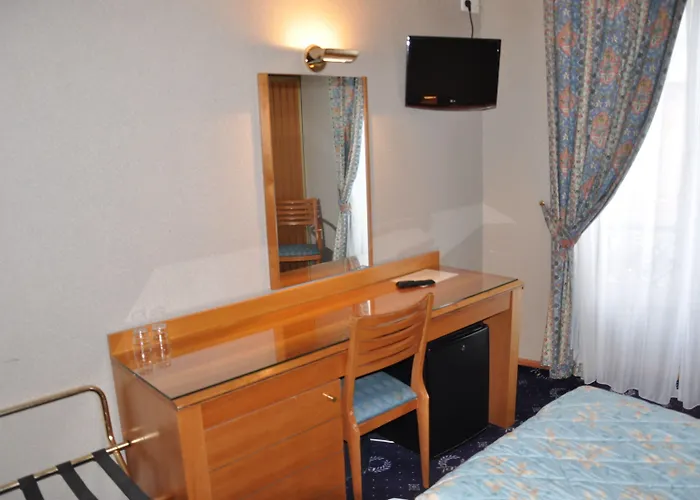 Bleu De Grenelle - Tour Eiffel