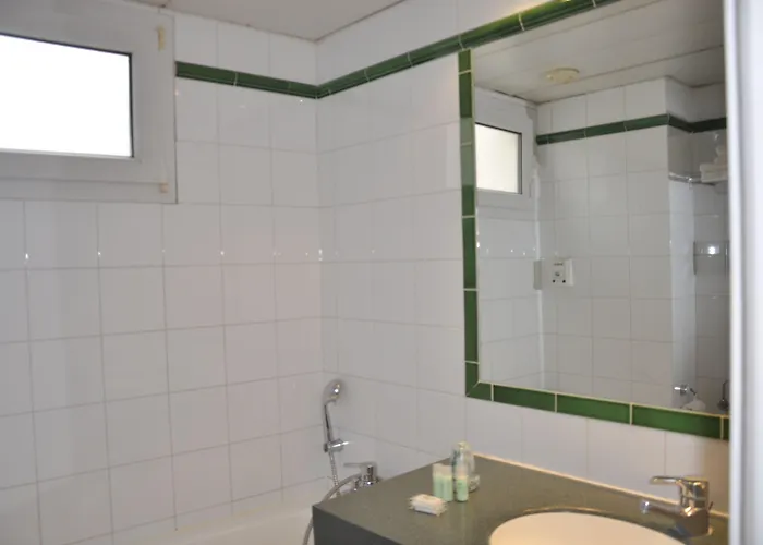 Bleu De Grenelle - Tour Eiffel Hotel Vanves